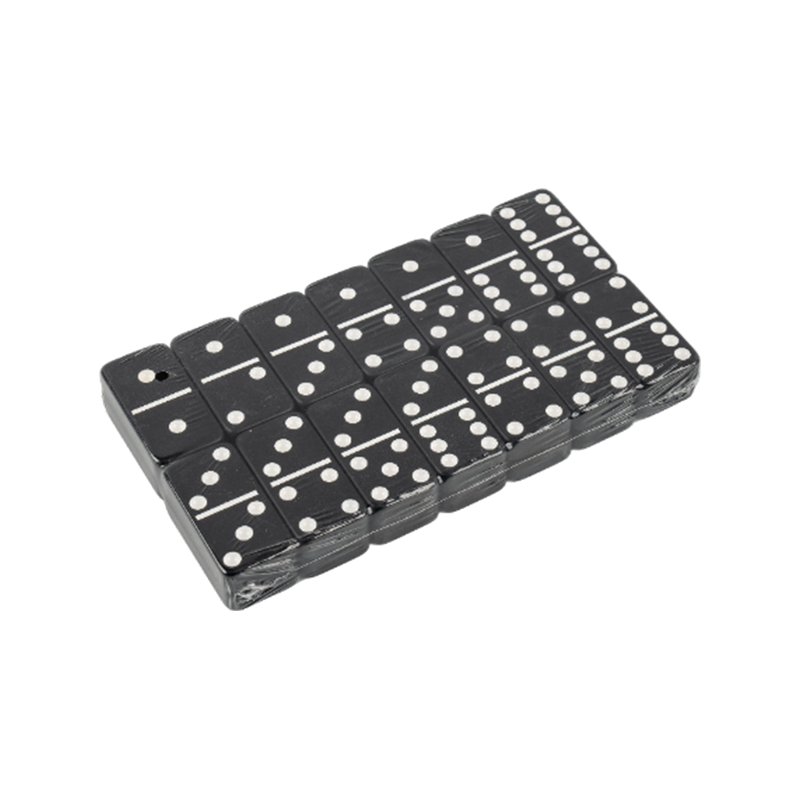 Set alb de domino cu fund negru de fund negru